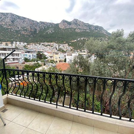 Апартаменты Kas Merkez Imren Apart 1 Экстерьер фото